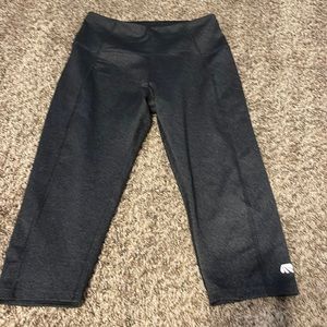 Capri workout pants